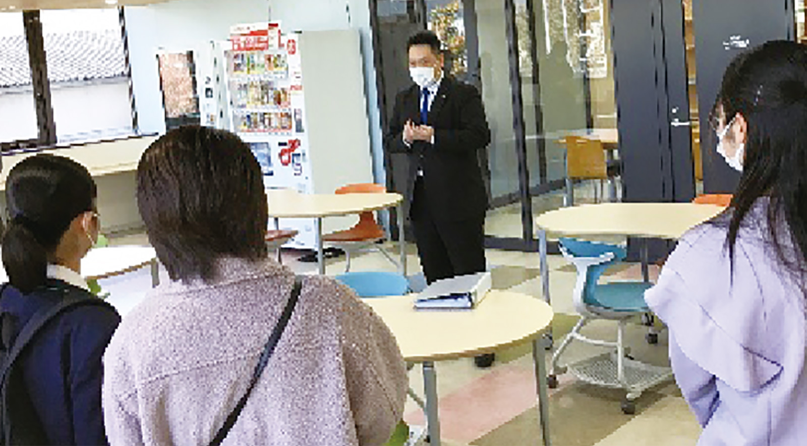 施設見学ツアー